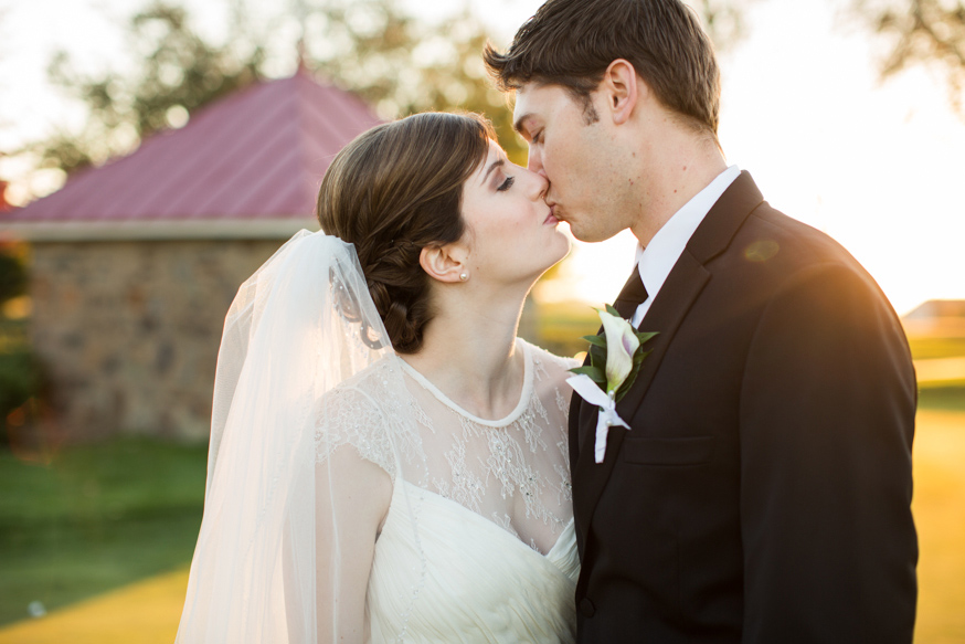Travis + Janey Wedding | © Carly Arnwine Photography