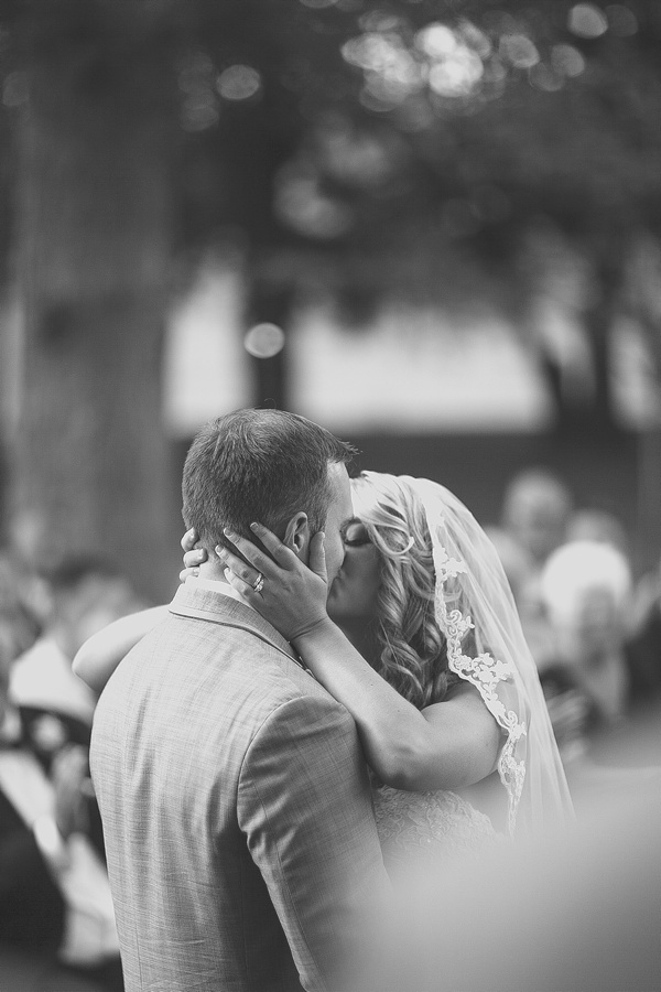 Caitlin + Steven | Whitehall Manor | Bluemont Virginia Wedding | The Ellis Wedding | © Carly Arnwine Photography