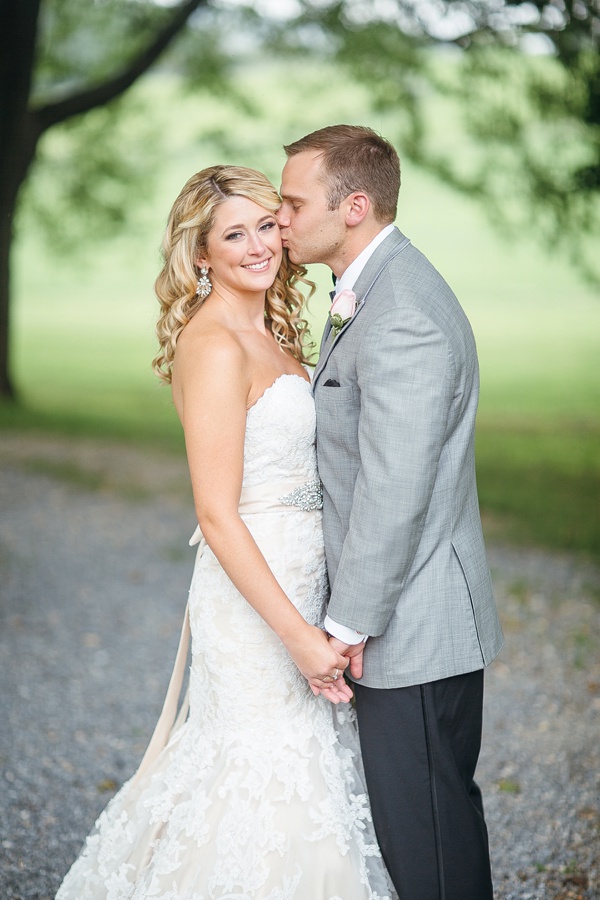 Caitlin + Steven | Whitehall Manor | Bluemont Virginia Wedding | The Ellis Wedding | © Carly Arnwine Photography