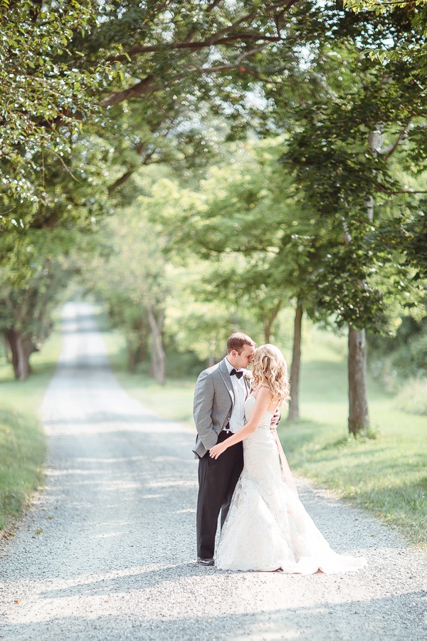 Caitlin + Steven | Whitehall Manor | Bluemont Virginia Wedding | The Ellis Wedding | © Carly Arnwine Photography