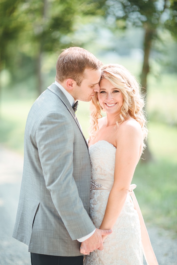 Caitlin + Steven | Whitehall Manor | Bluemont Virginia Wedding | The Ellis Wedding | © Carly Arnwine Photography