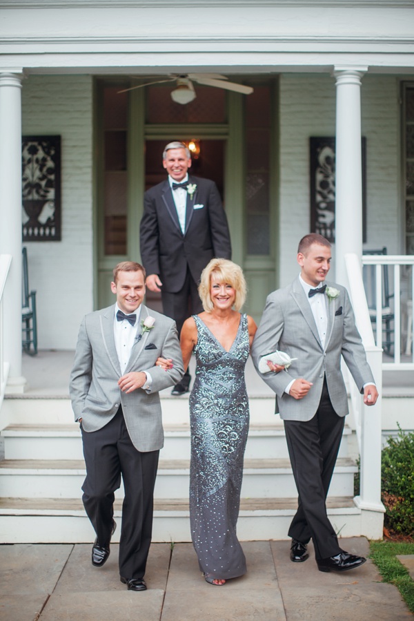 Caitlin + Steven | Whitehall Manor | Bluemont Virginia Wedding | The Ellis Wedding | © Carly Arnwine Photography