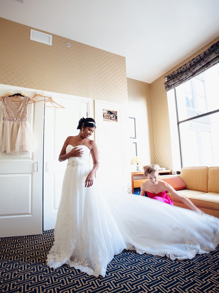 Maretta + Kyle | National Harbor Wedding | Baltimore, Maryland Wedding | National Aquarium Wedding | © Carly Arnwine Photography