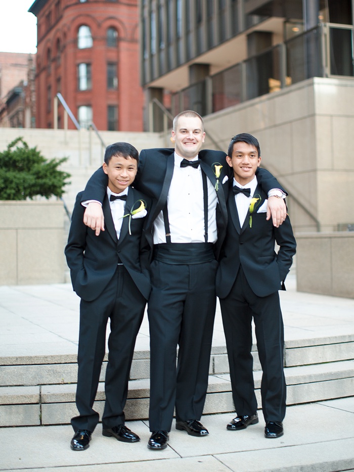 Maretta + Kyle | National Harbor Wedding | Baltimore, Maryland Wedding | National Aquarium Wedding | © Carly Arnwine Photography