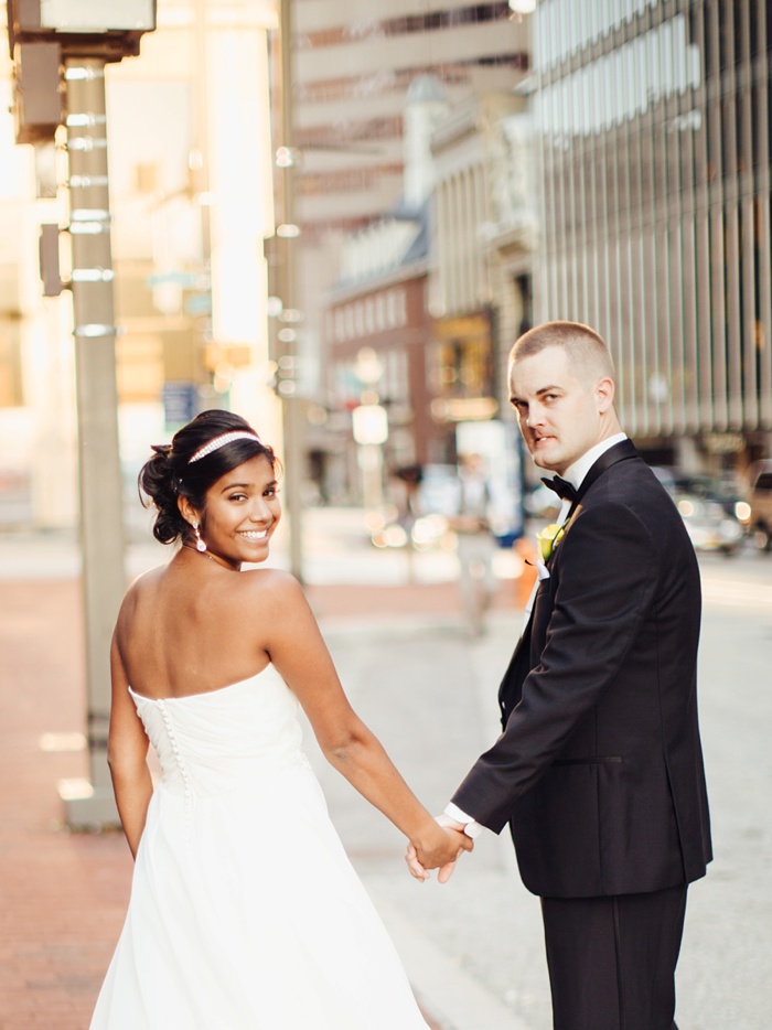 Maretta + Kyle | National Harbor Wedding | Baltimore, Maryland Wedding | National Aquarium Wedding | © Carly Arnwine Photography