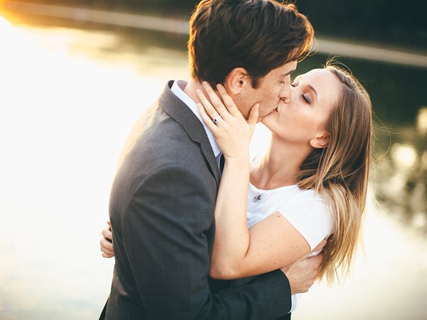 A Surprise Proposal | Paige and Charles | Lincoln Memorial | Washington DC Engagement | © Carly Arnwine Photography