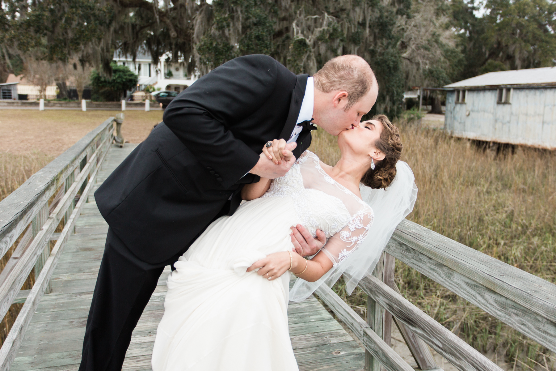 Wallis + Randall | A Savannah Georgia Wedding | Plantation Club | Trevor Rappleye | KTG Entertainment | Merry Times | Marche de Macaroons | Tim Harris - Old Savannah Tours | © Carly Arnwine Photography