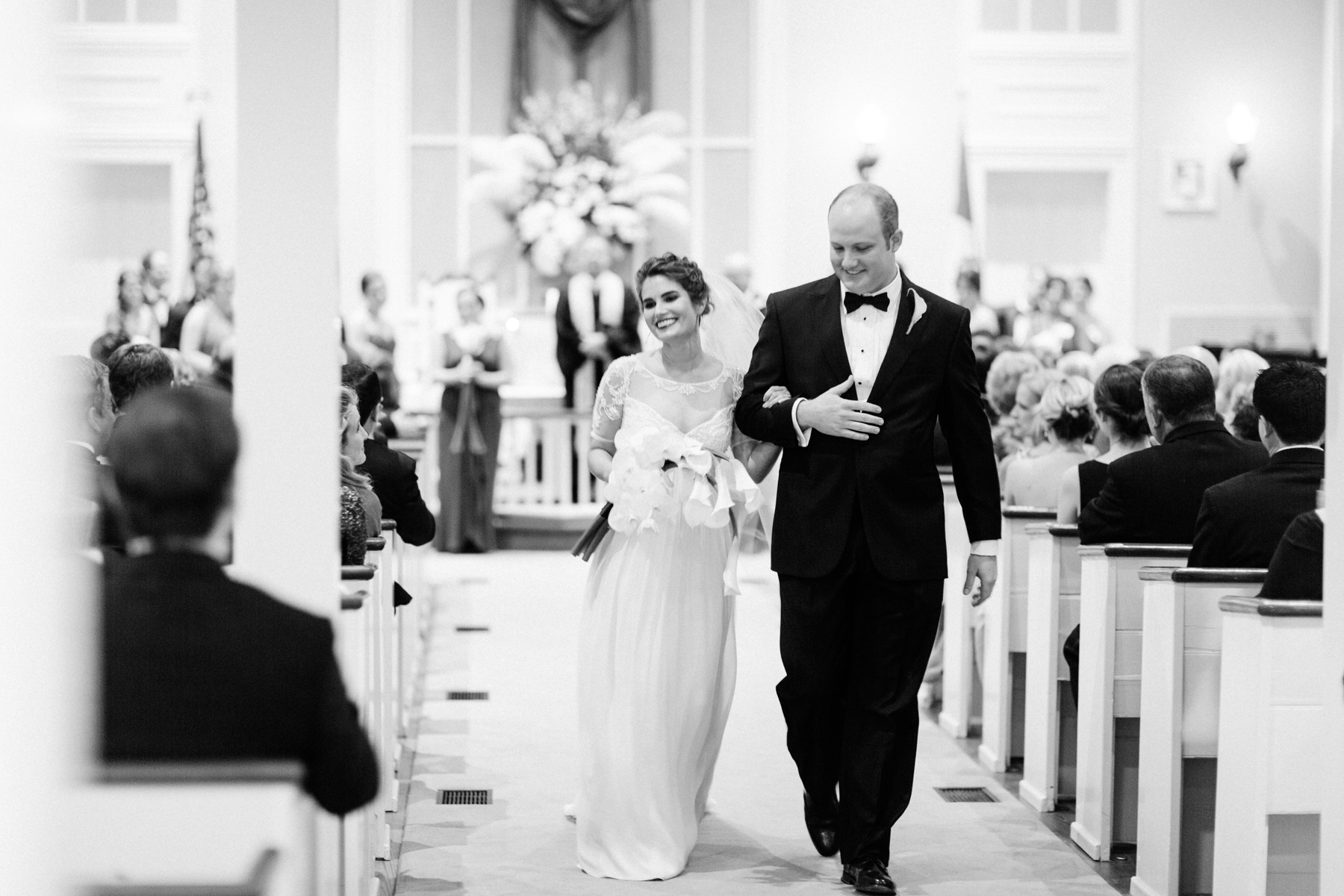 Wallis + Randall | A Savannah Georgia Wedding | Plantation Club | Trevor Rappleye | KTG Entertainment | Merry Times | Marche de Macaroons | Tim Harris - Old Savannah Tours | © Carly Arnwine Photography