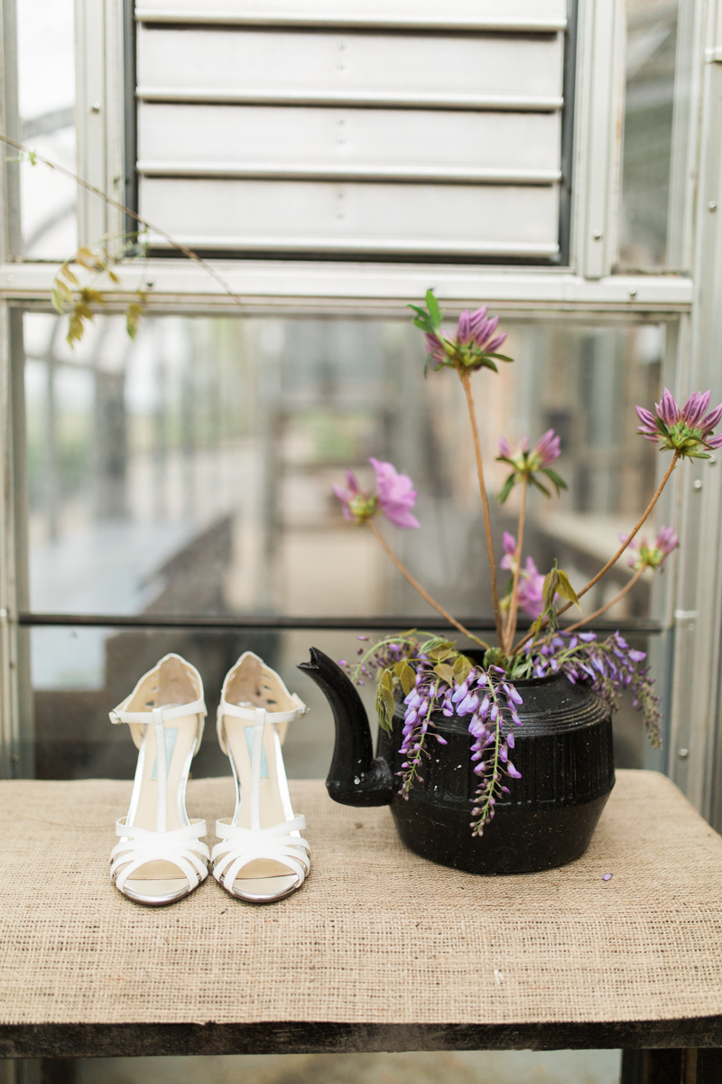 Jessica + Neil Wedding | Lucknow Farm, MD | © Carly Arnwine Photography