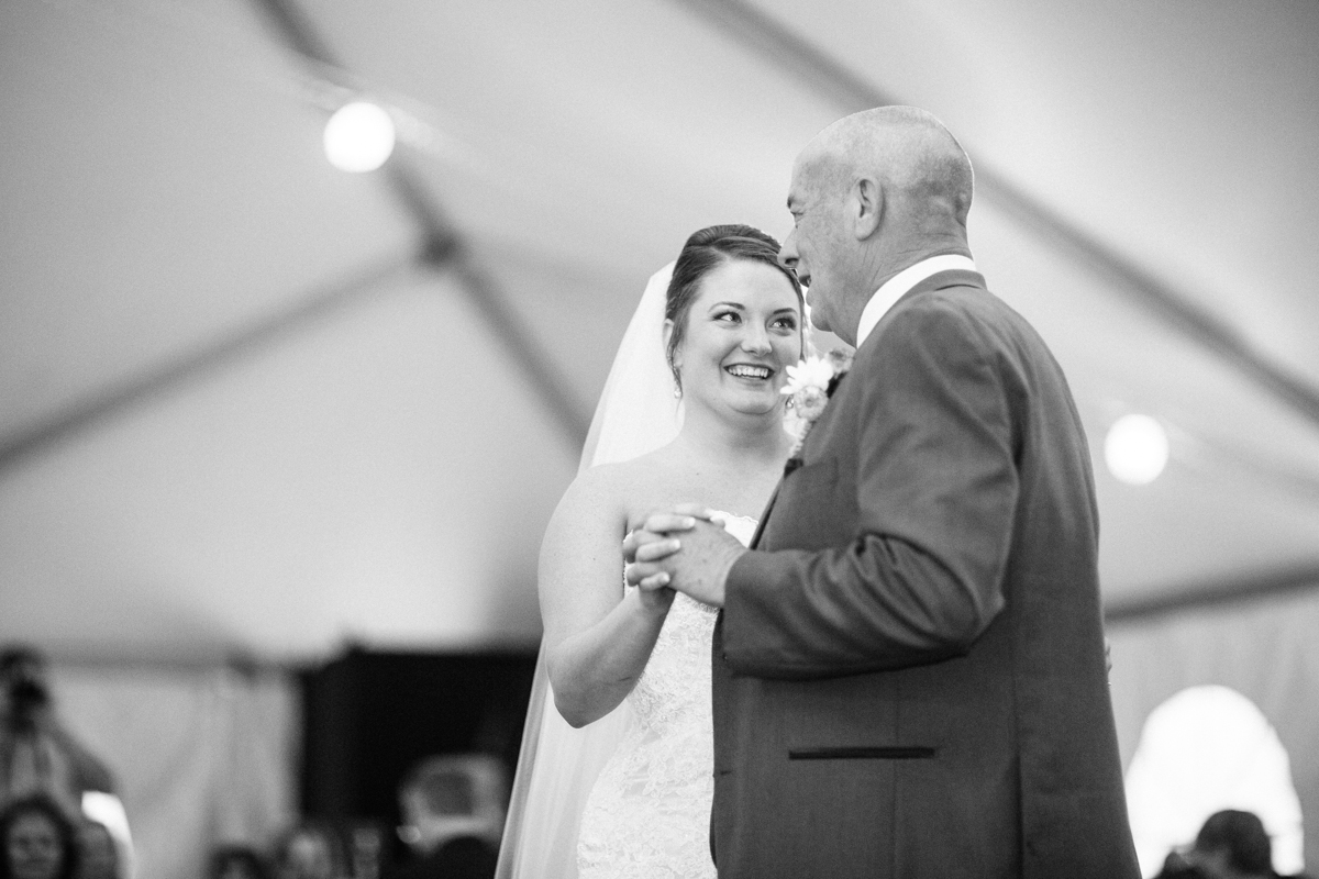 Jessica + Neil Wedding | Lucknow Farm, MD | © Carly Arnwine Photography