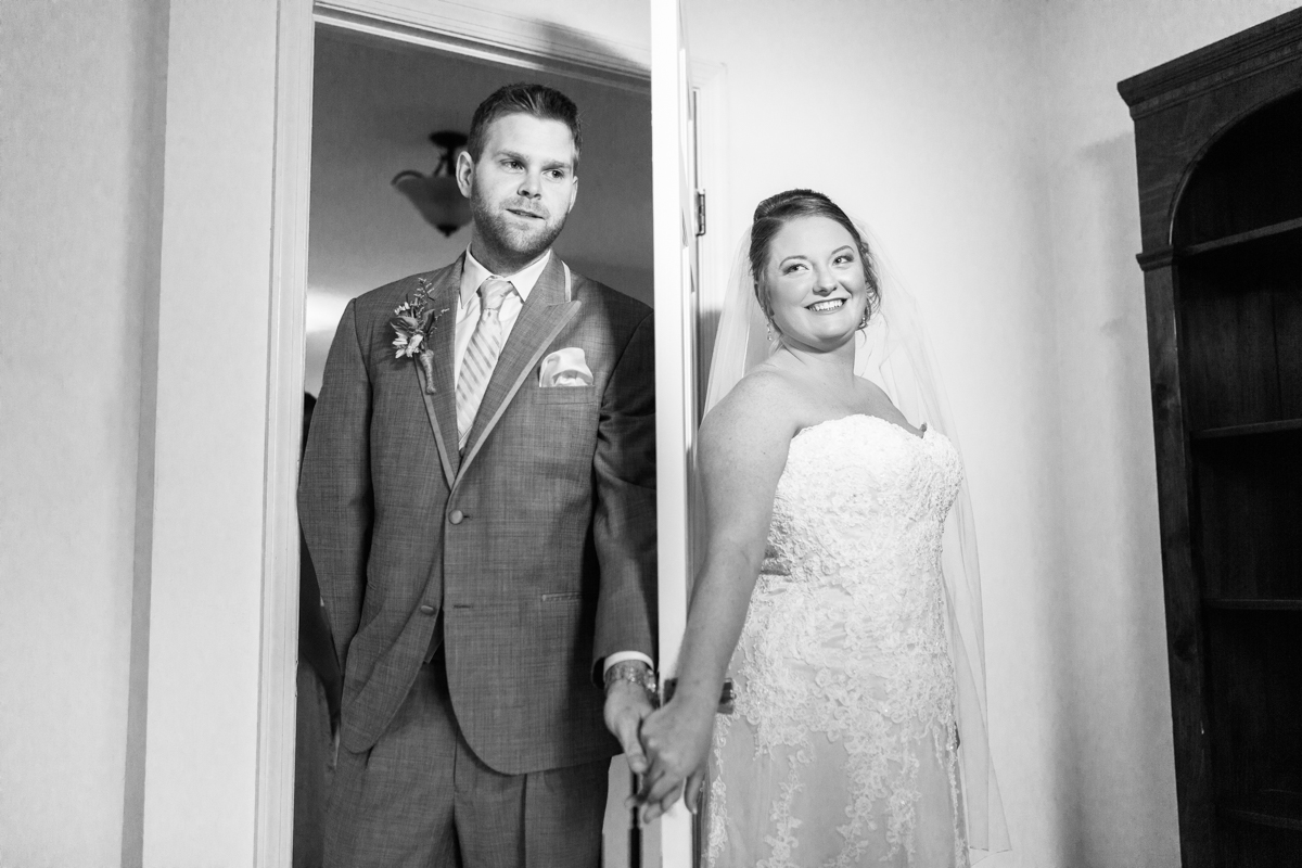 Jessica + Neil Wedding | Lucknow Farm, MD | © Carly Arnwine Photography