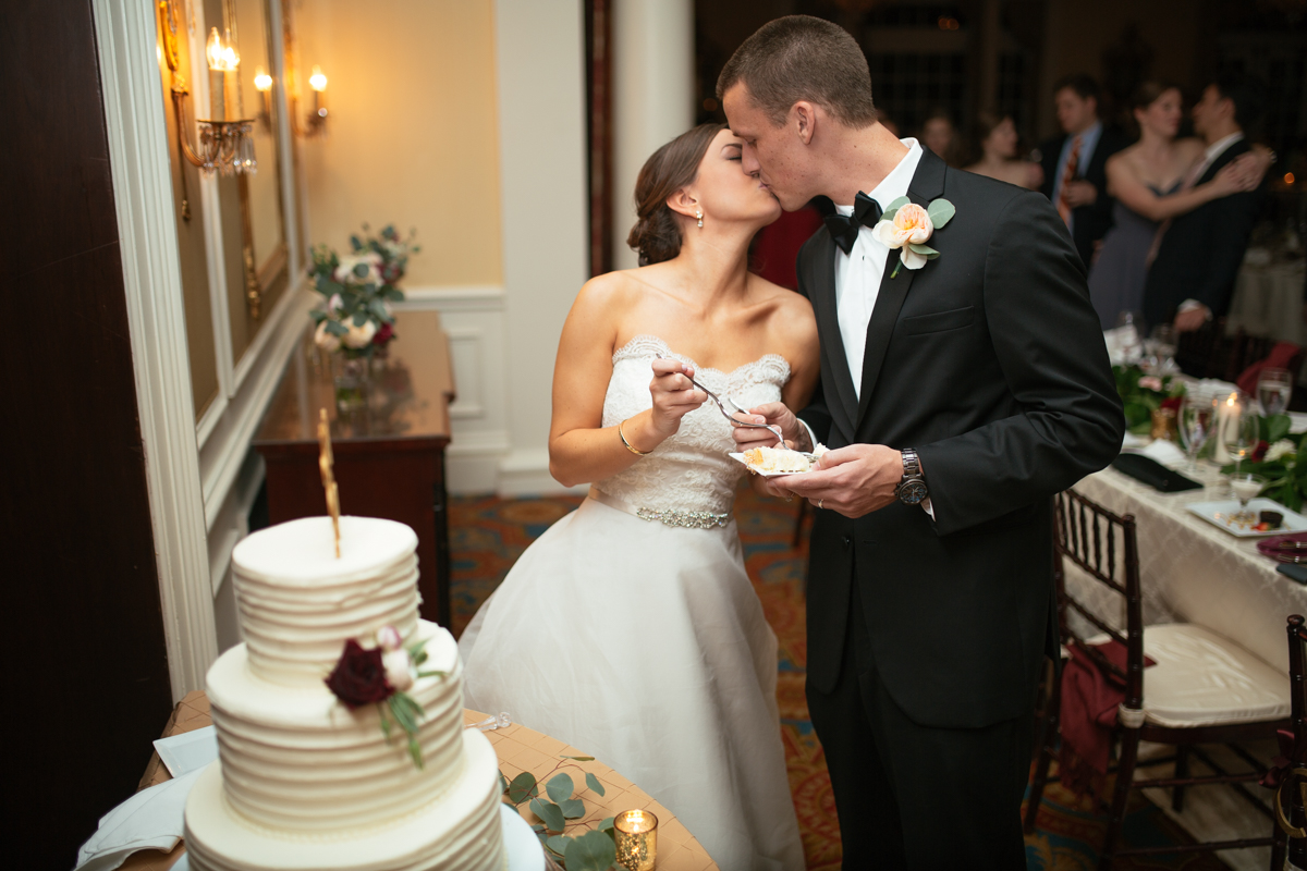 Caroline + Matthew | Belle Haven Wedding | Alexandria, Virginia | © Carly Arnwine Photography