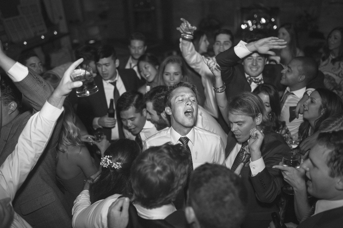 Jon + Jamie | Mt. Ida Farm | A Charlotteville, Virginia Wedding | © Carly Arnwine Photography