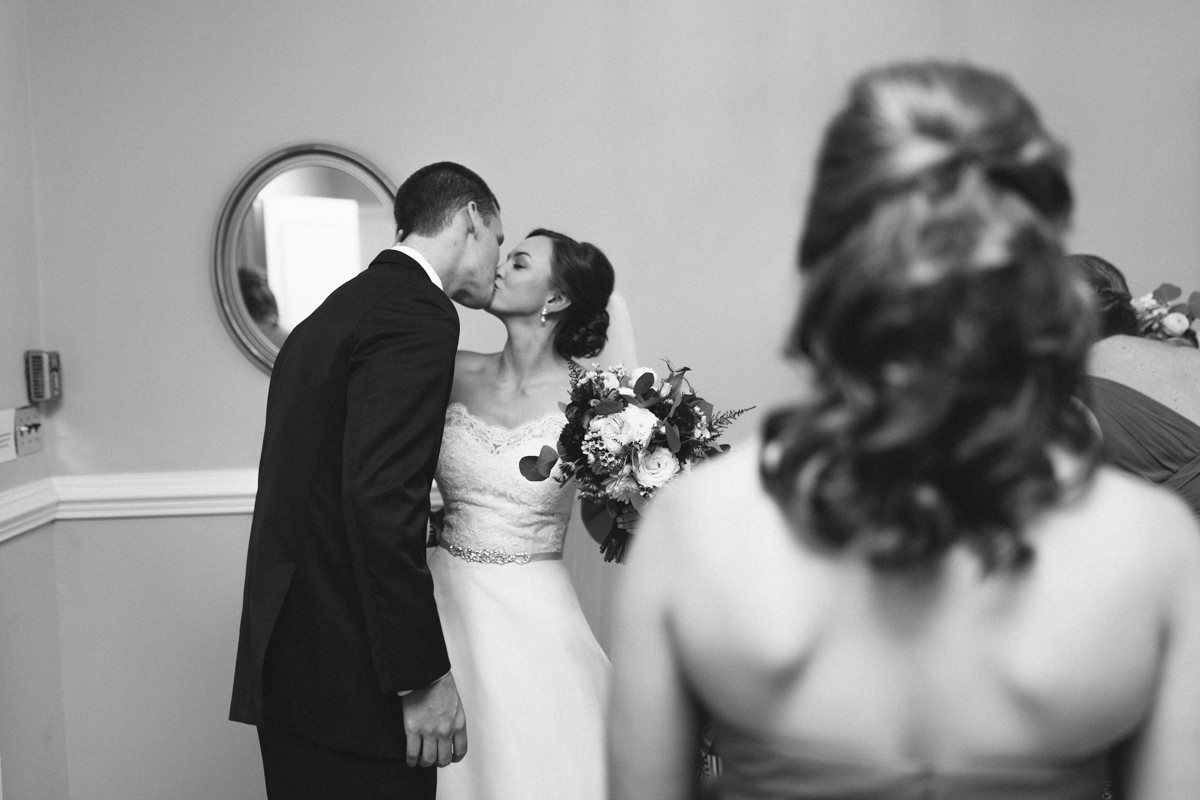 Caroline + Matthew | Belle Haven Wedding | Alexandria, Virginia | © Carly Arnwine Photography + Matthew | Belle Haven Wedding | Alexandria, Virginia | © Carly Arnwine Photography