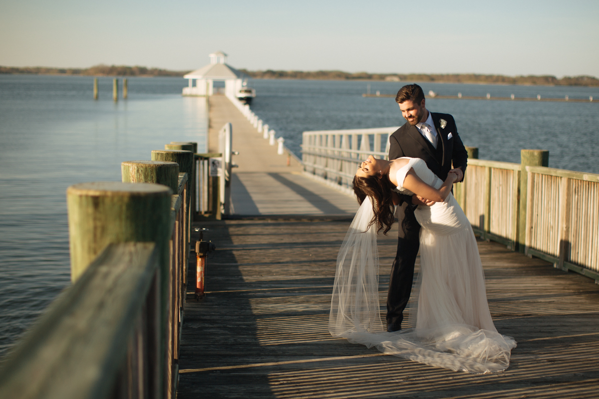 Meagan + Ryan Lavin | Hyatt Regency Chesapeake | © Carly Arnwine Photography