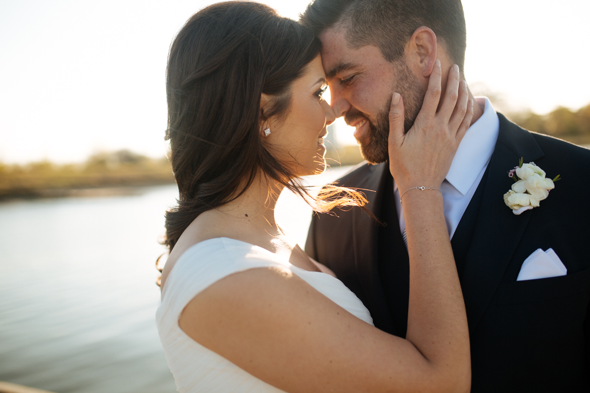 Meagan + Ryan Lavin | Hyatt Regency Chesapeake | © Carly Arnwine Photography