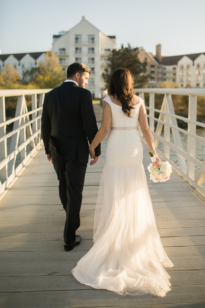 Meagan + Ryan Lavin | Hyatt Regency Chesapeake | © Carly Arnwine Photography