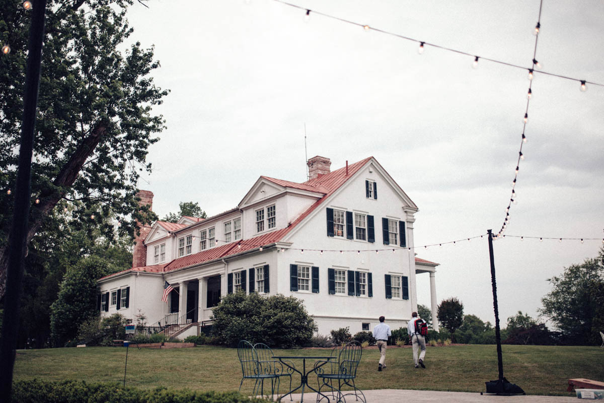 © Carly Arnwine Photography | Mike + Amanda | Breslin Wedding | Rosemont Manor | Berryville, Virginia