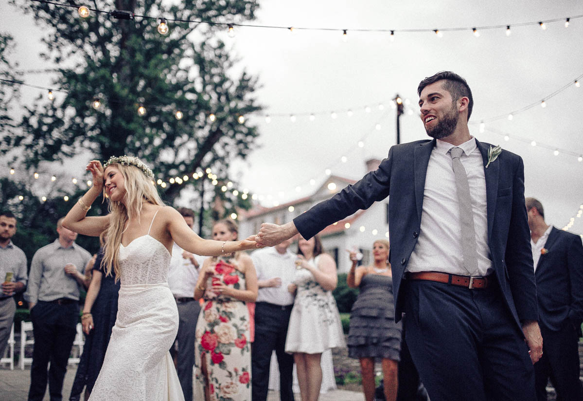 © Carly Arnwine Photography | Mike + Amanda | Breslin Wedding | Rosemont Manor | Berryville, Virginia