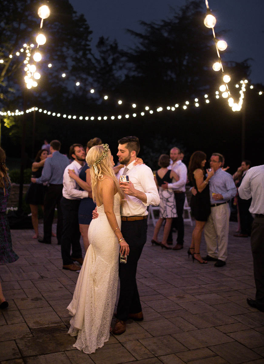 © Carly Arnwine Photography | Mike + Amanda | Breslin Wedding | Rosemont Manor | Berryville, Virginia