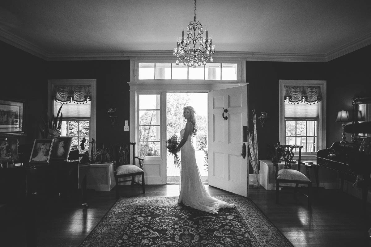 © Carly Arnwine Photography | Mike + Amanda | Breslin Wedding | Rosemont Manor | Berryville, Virginia-2