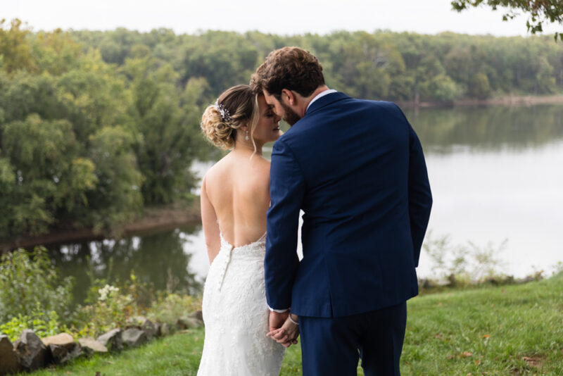 Natalie + Dave | Murray Hill | Leesburg, Virginia Wedding | © Carly Arnwine Photography