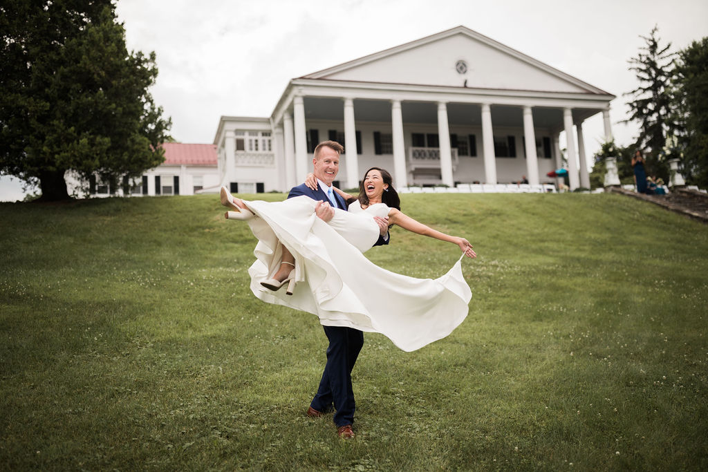 Erik + Elizabeth | Historic Rosemont Manor | Berryville, Virginia Wedding | © Carly Arnwine Photography 