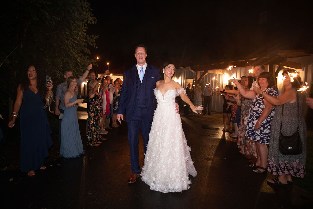 Erik + Elizabeth | Historic Rosemont Manor | Berryville, Virginia Wedding | © Carly Arnwine Photography 